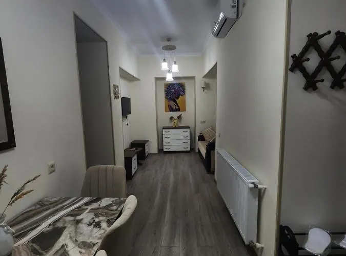 Apartment Chitadze